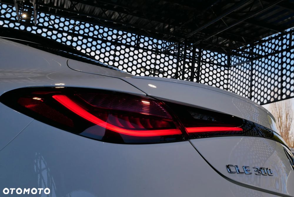 Mercedes-Benz CLE - 38