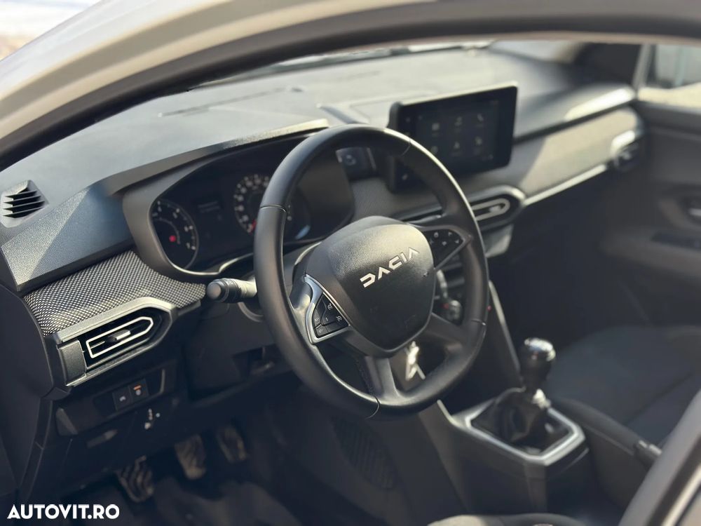 Dacia Logan TCe 90 MT6 Expression - 5
