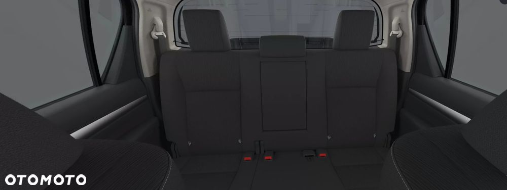 Toyota Hilux Podwójna Kabina - 11