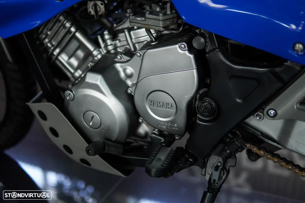 Yamaha XT750Z Super Tenere - 15