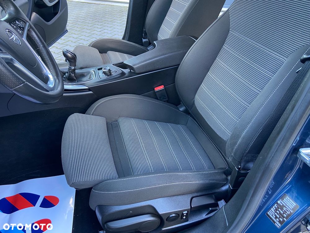 Opel Insignia 2.8 V6 Turbo Sports Tourer 4x4 Innovation - 18