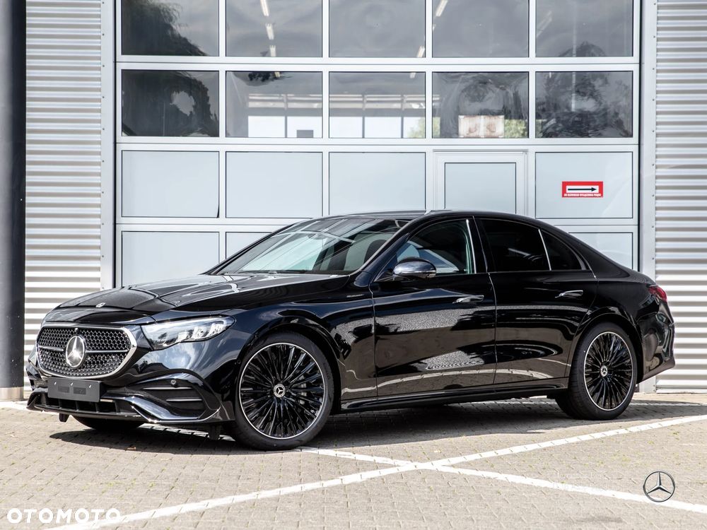 Mercedes-Benz Klasa E 220 d mHEV 4-Matic AMG 9G-Tronic - 2
