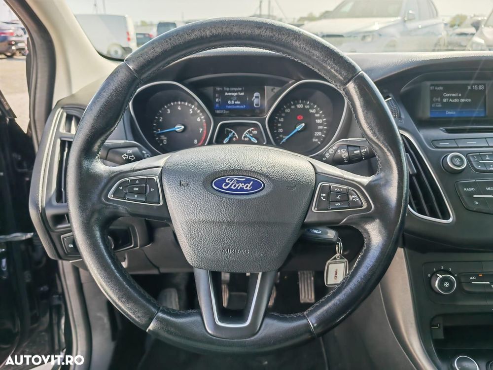 Ford Focus 1.0 EcoBoost Trend - 11