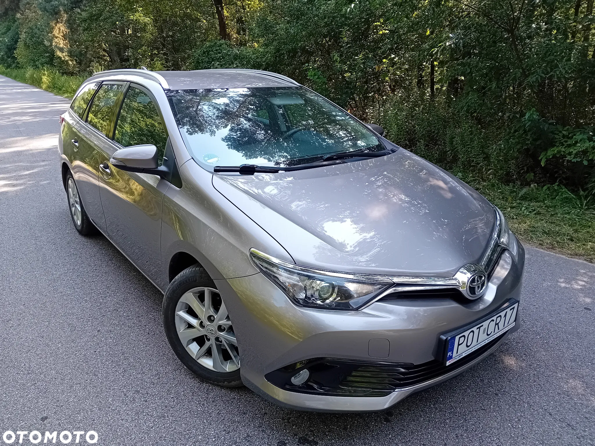 Toyota Auris - 2