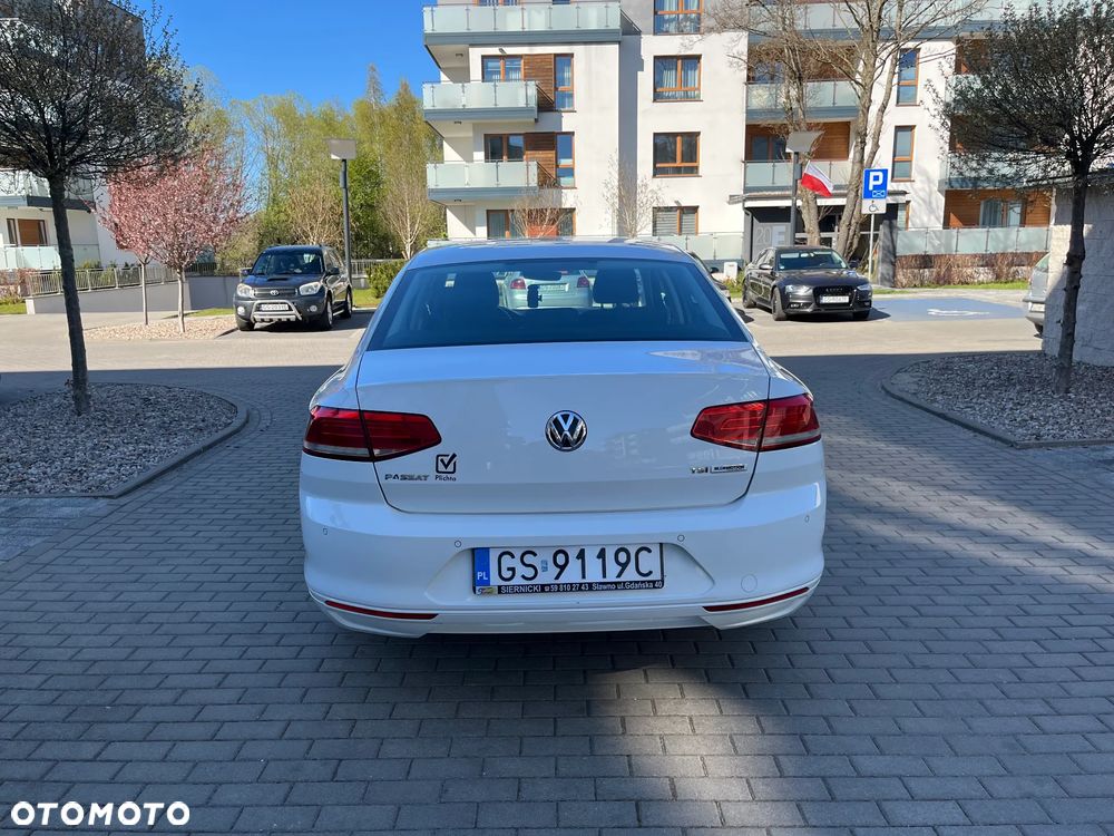 Volkswagen Passat 1.4 TSI BMT Trendline - 6