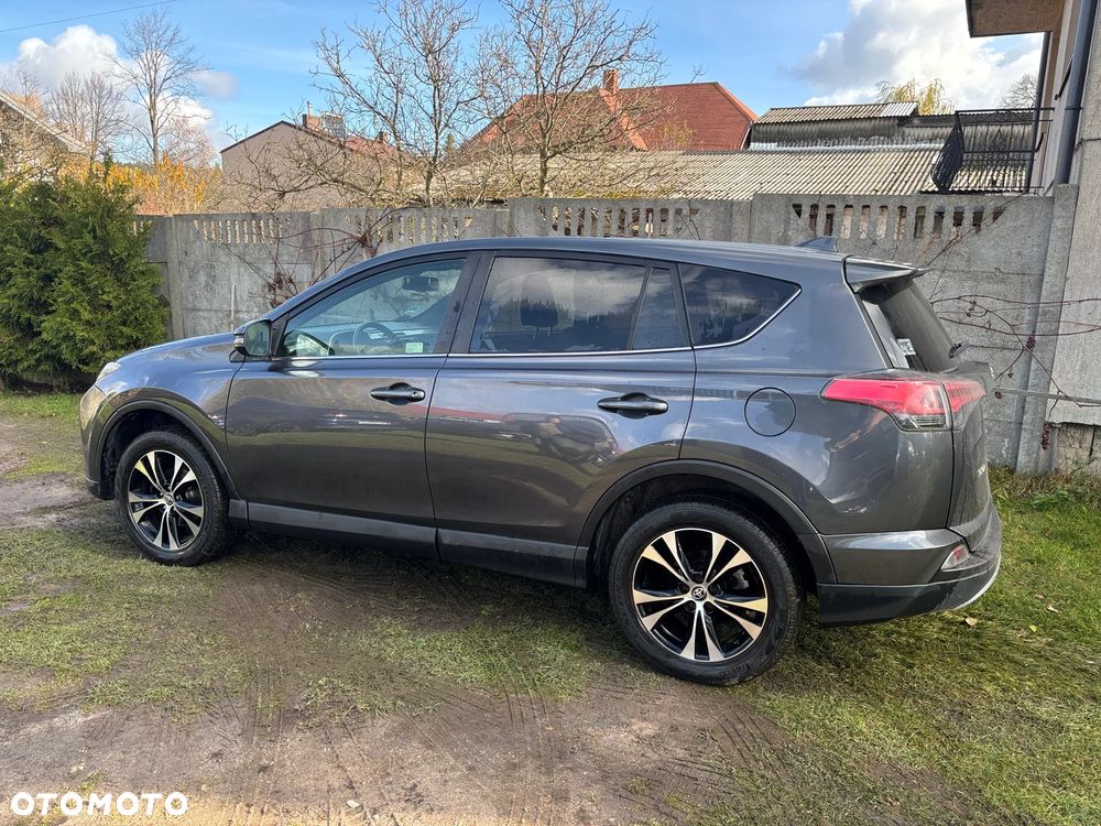 Toyota RAV4 2.0 D-4D Premium 4x2 - 5