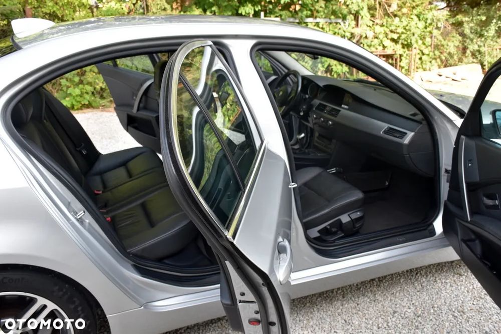 BMW Seria 5 - 23