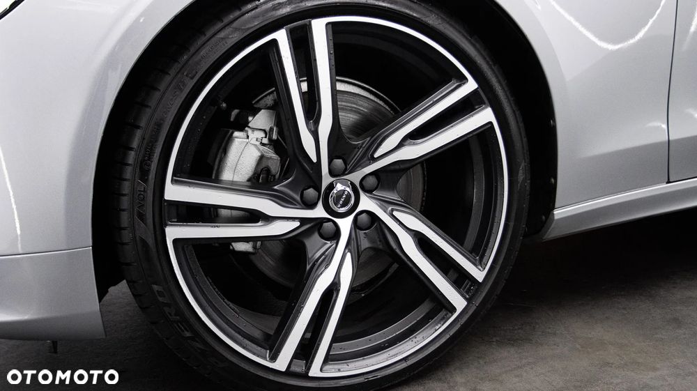 Volvo S90 B4 B R-Design - 12