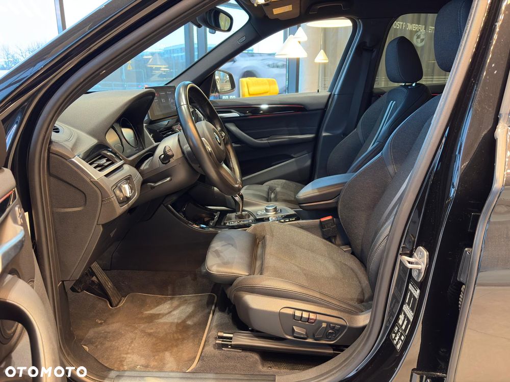 BMW X1 xDrive20i Sport Line sport - 13
