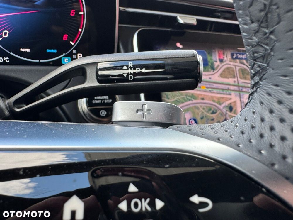 Mercedes-Benz Klasa E 220 d mHEV 4-Matic AMG 9G-Tronic - 22