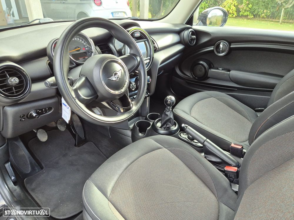 MINI 3 Portas One D - 15