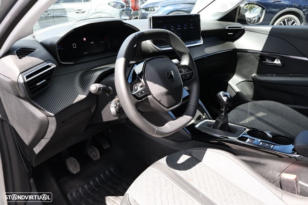 Peugeot 208 1.2 PureTech Allure - 14
