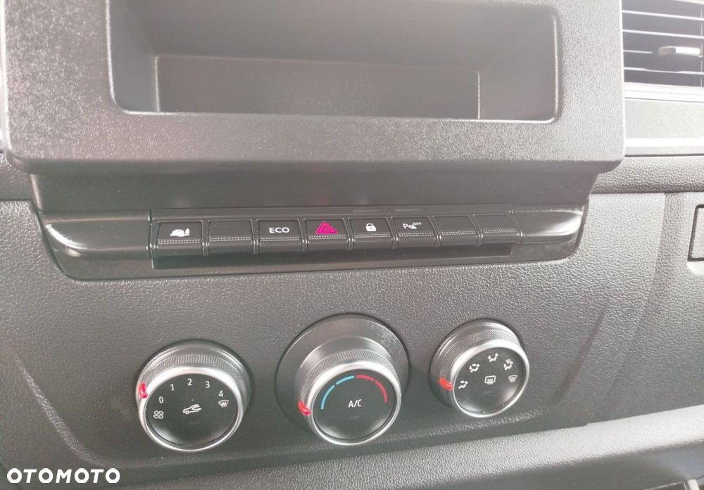 Renault Master - 13
