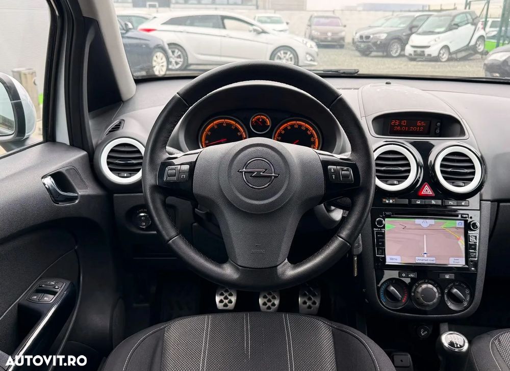 Opel Corsa 1.4 16V 150 Jahre - 7