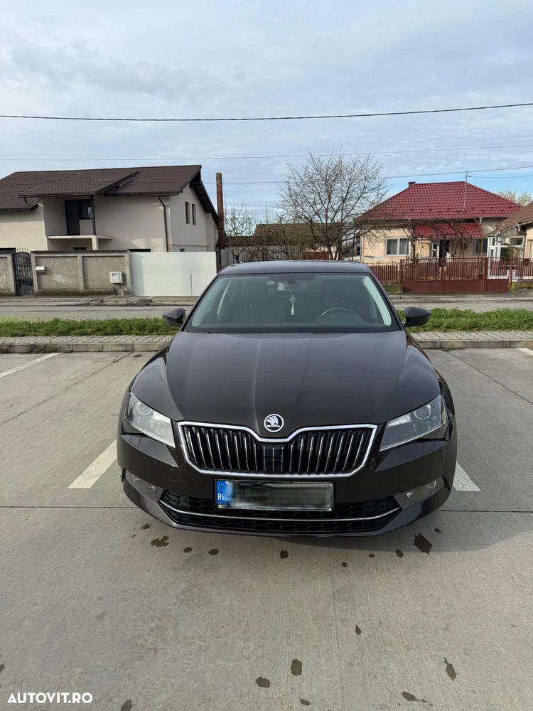 Skoda Superb 2.0 TDI Ambition - 5