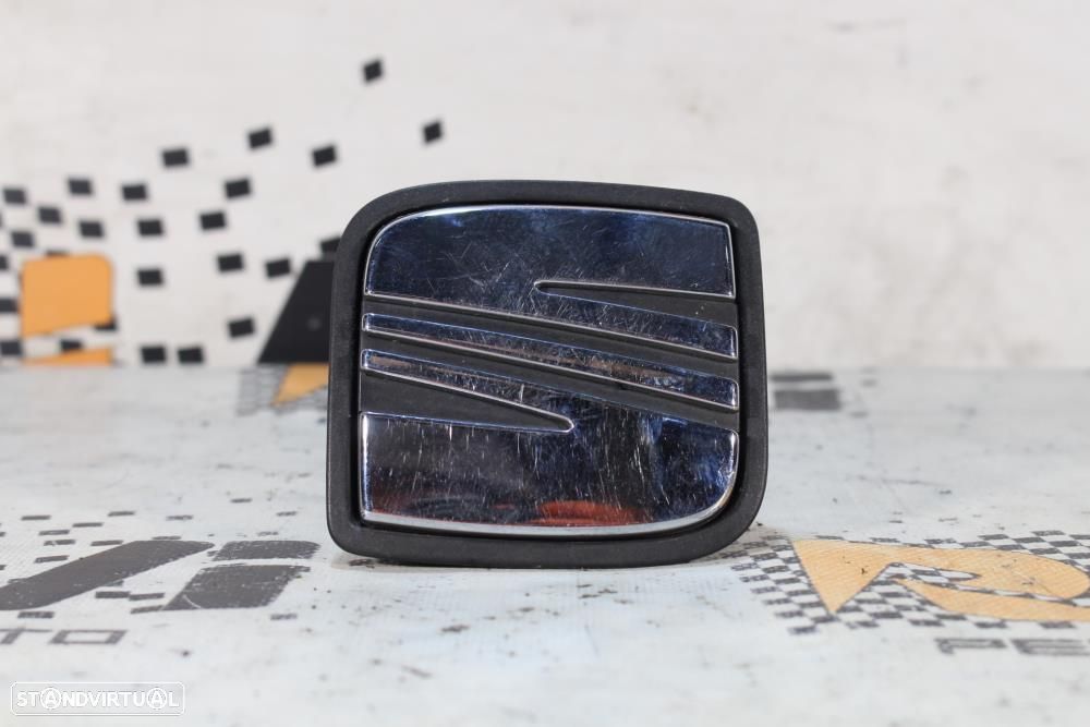 Puxador Da Tampa Da Mala Seat Ibiza Iv (6J5, 6P1)  6J4827565a / 6J4827 - 1