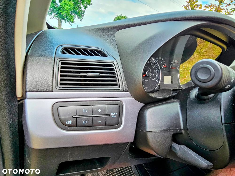 Fiat Grande Punto 1.2 8V Actual - 17