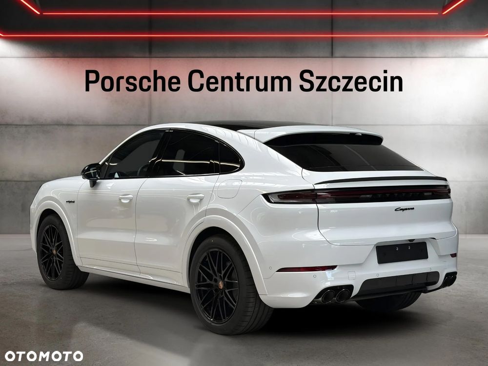 Porsche Cayenne E-Hybrid PHEV Black Edition - 4