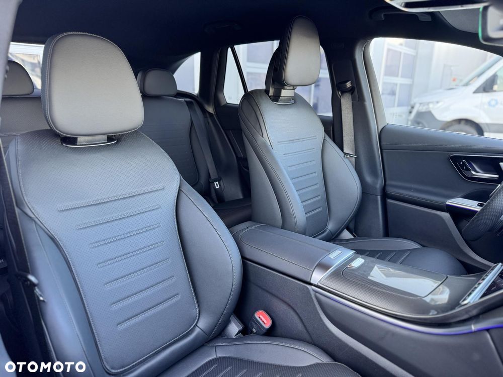 Mercedes-Benz GLC 300 de PHEV 4-Matic AMG Line - 11