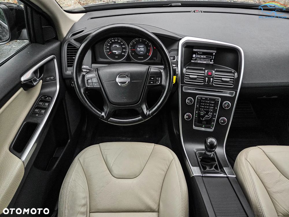 Volvo XC 60 D4 AWD Kinetic - 22