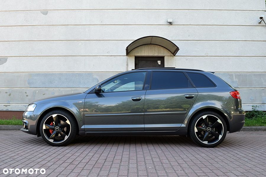 Audi A3 Sportback 1.4 TFSI S line Sportpaket - 16