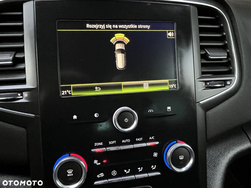Renault Megane ENERGY TCe 130 LIMITED - 17