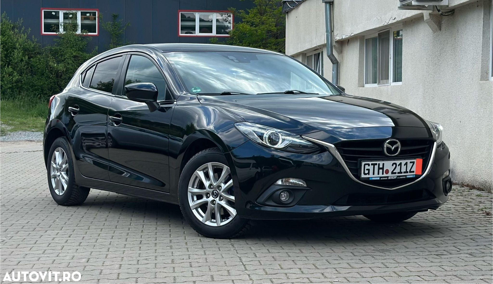 Mazda 3 SKYACTIV-G 120 Center-Line - 1