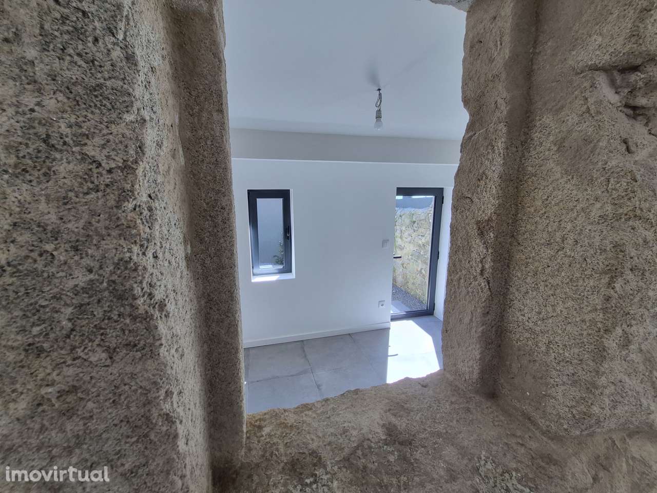 Moradia - Grande imagem: 4/12