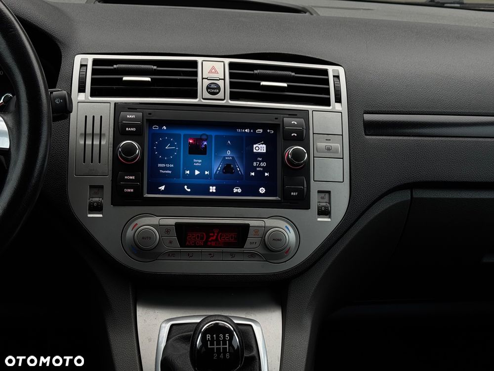 Ford Kuga 2.0 TDCi 2x4 Titanium - 19