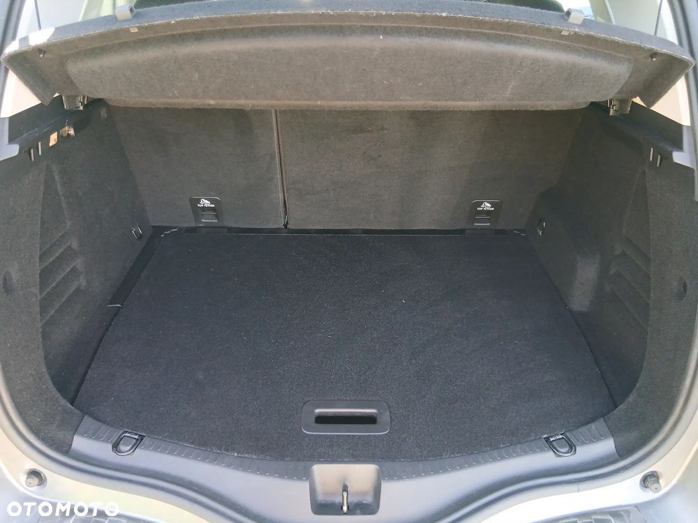 Renault Scenic 1.3 TCe FAP Zen - 17