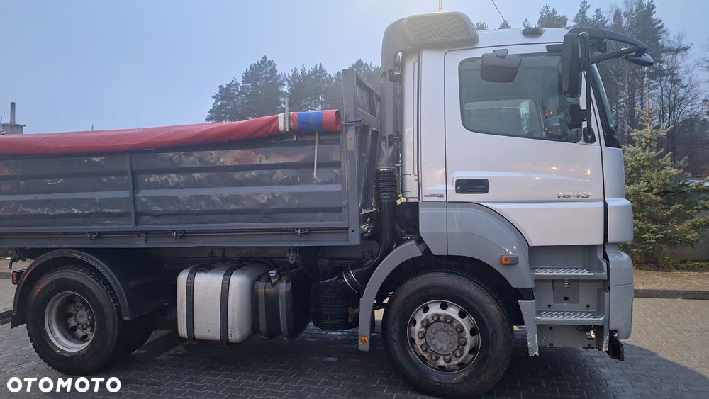 Mercedes-Benz AXOR - 7