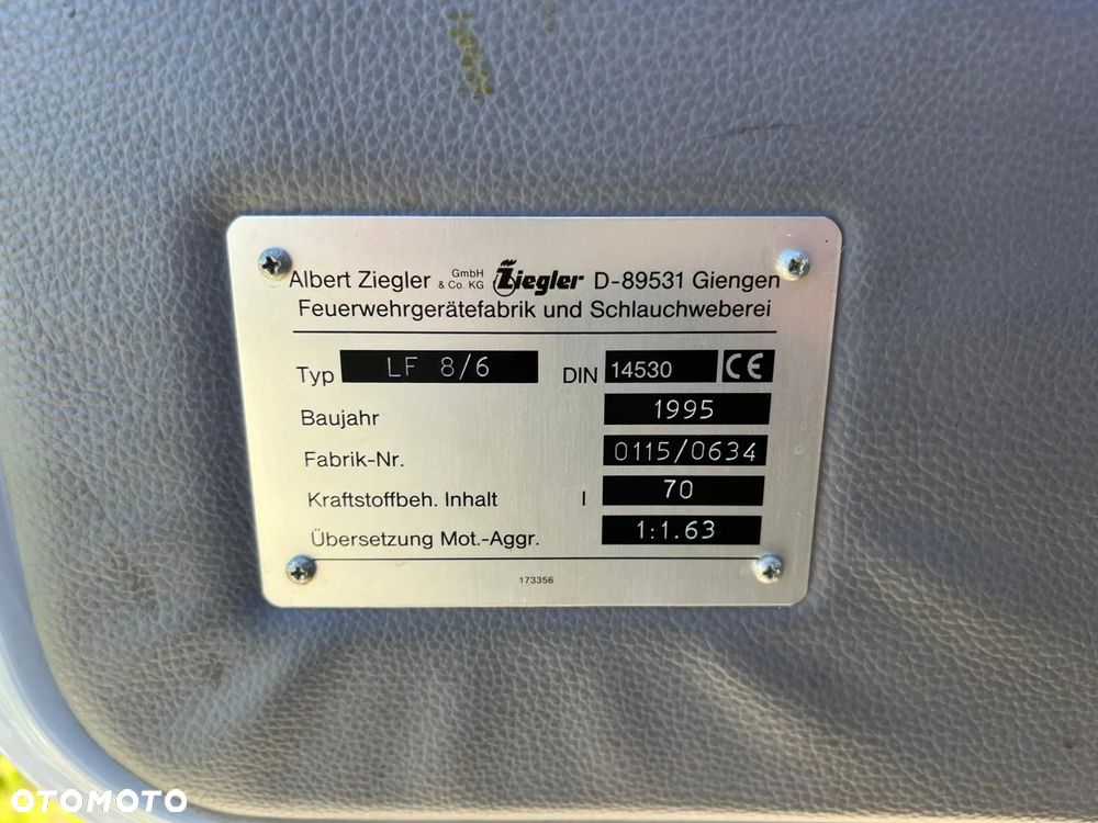 Mercedes-Benz 814F Wóz strażacki - 36