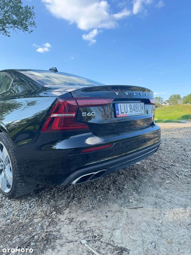 Volvo S60 T5 Momentum Pro - 8