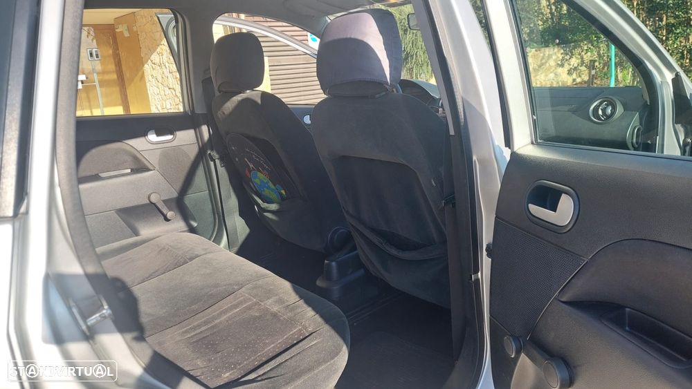 Ford Fiesta 1.25 Ghia - 3