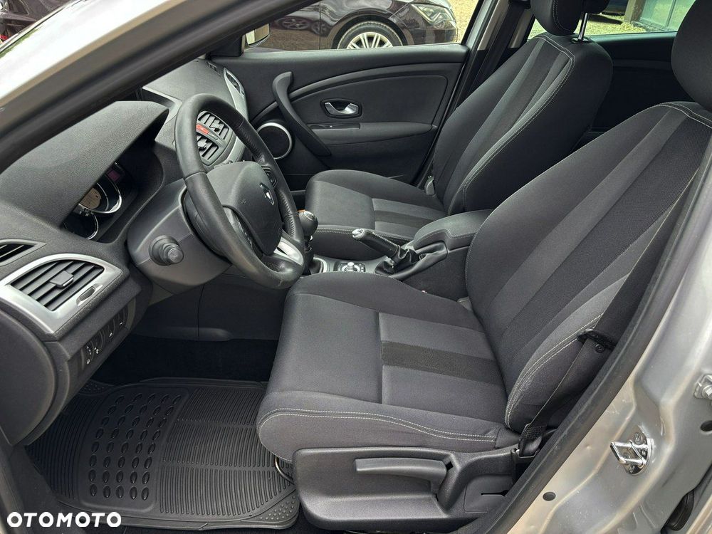Renault Megane - 12