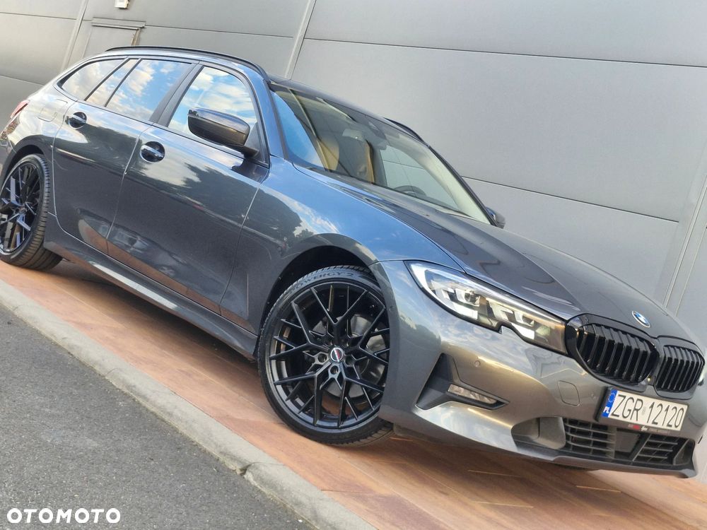 BMW Seria 3 320d Edition M Sport Shadow - 1