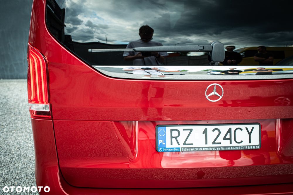 Mercedes-Benz Klasa V 300 d 4-Matic Avantgarde 9G-Tronic - 26