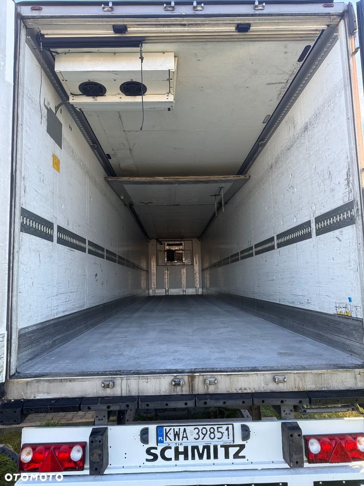 Schmitz Cargobull SKO 24L - 4