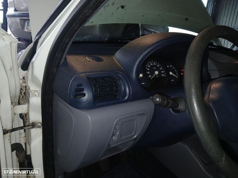 TABLIER RENAULT CLIO II FASE II BCB0 - 1