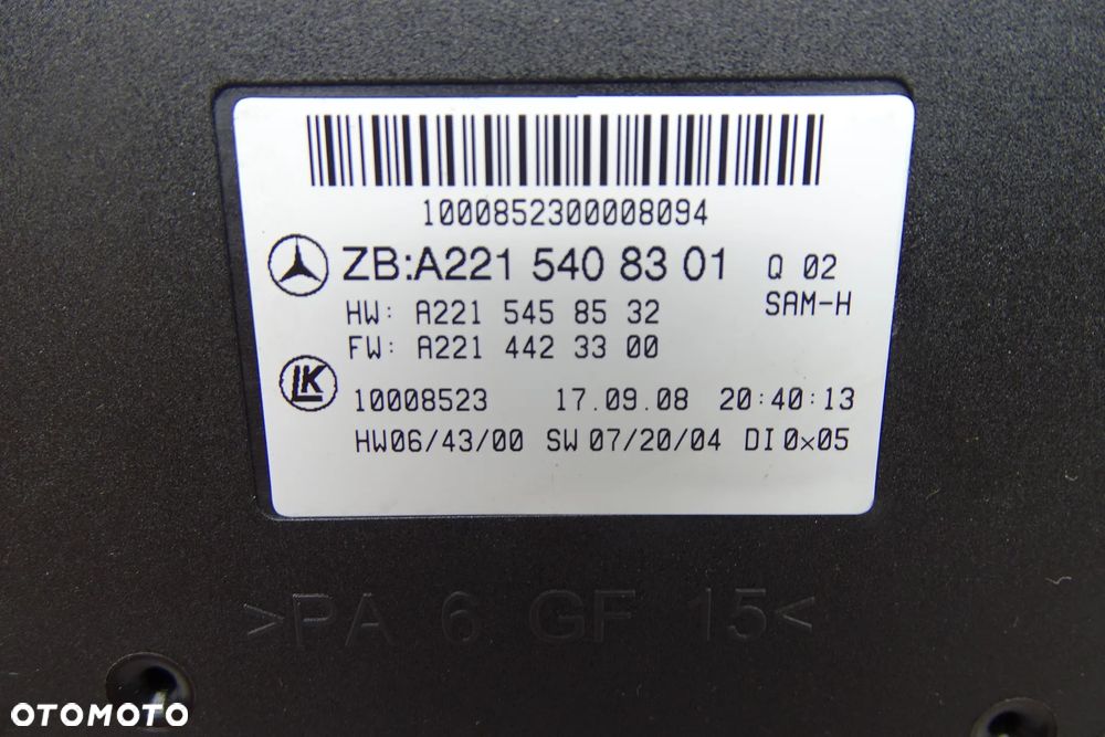 MERCEDES S KLASA W221  Moduł Sam Skrzynka Bezpieczników 2215406450 - 4