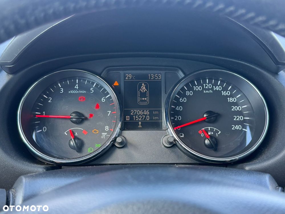 Nissan Qashqai - 10
