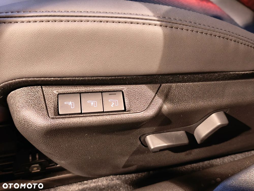 Alfa Romeo Junior 1.2 mHEV Ti eDCT - 35