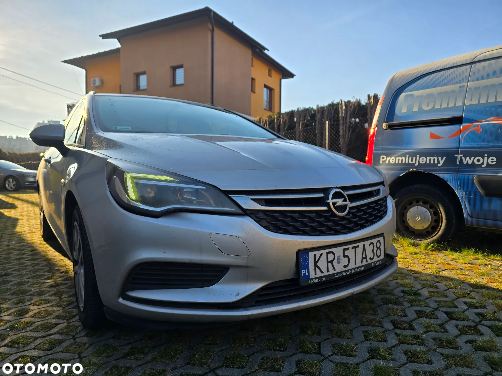 Opel Astra - 2