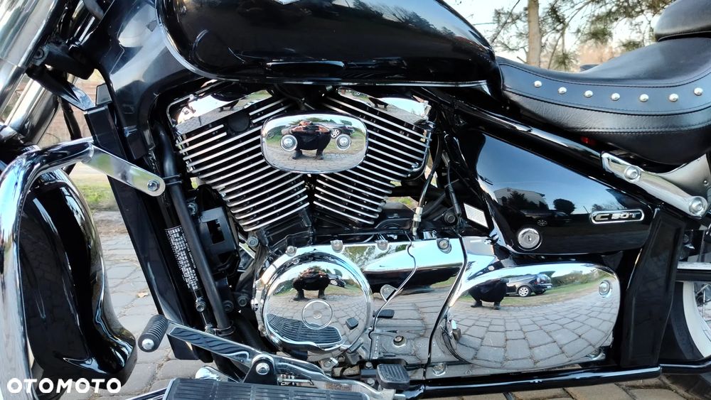 Suzuki VL 800 Volusia - Boulevard C50 - 17