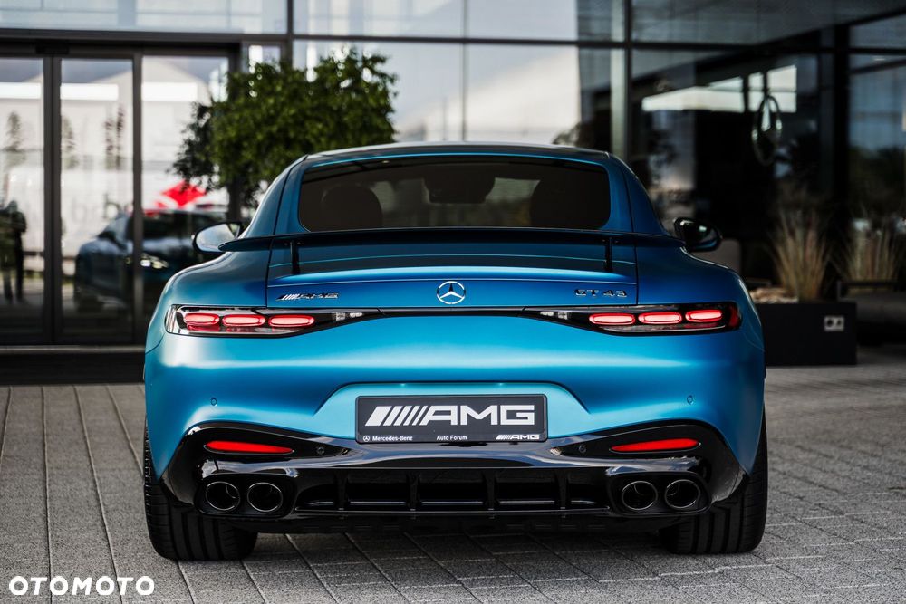 Mercedes-Benz AMG GT - 18