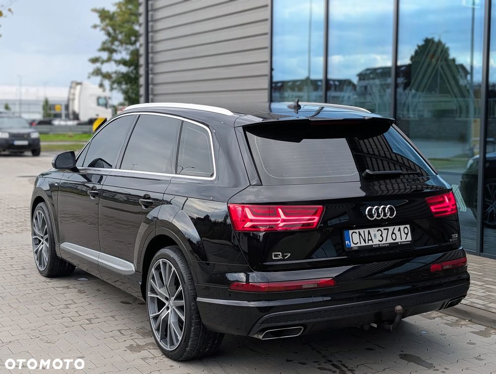 Audi Q7 - 3