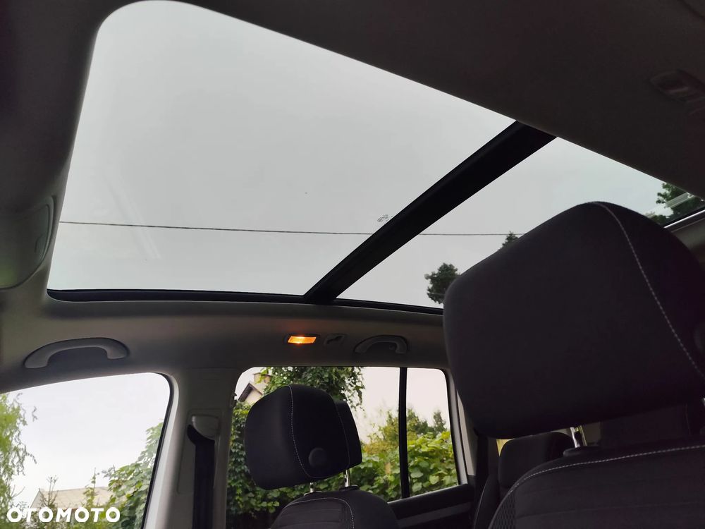 Volkswagen Touran 2.0 TDI DPF Highline Perfectline - 13