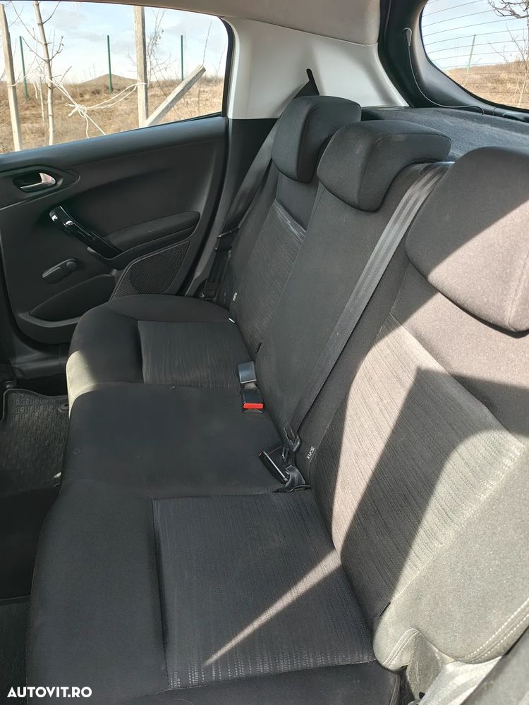 Peugeot 208 1.4 HDi FAP Access - 14