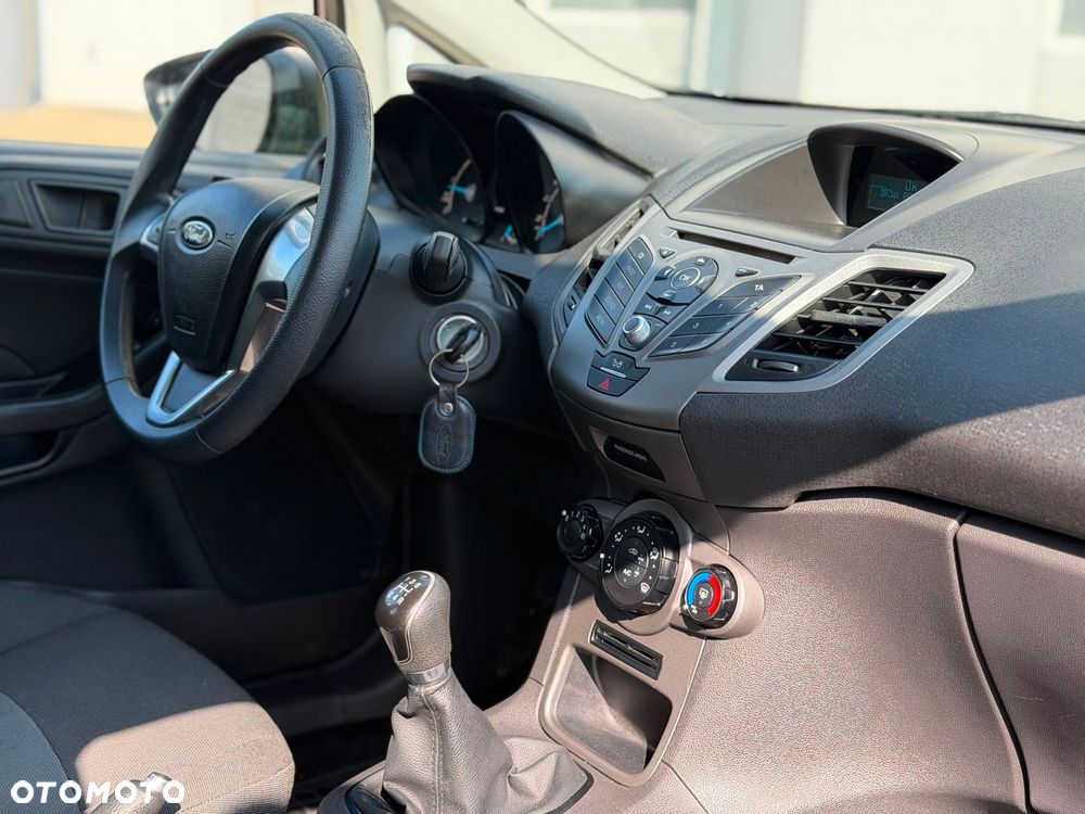 Ford Fiesta 1.5 TDCi Trend - 23