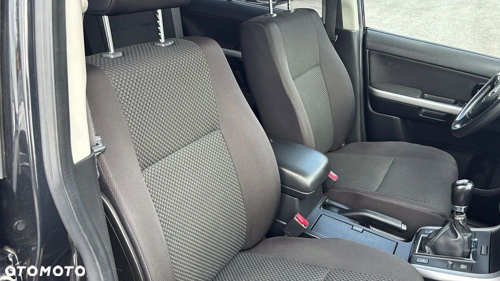 Suzuki Grand Vitara 1.9 DDiS Comfort DPF - 20